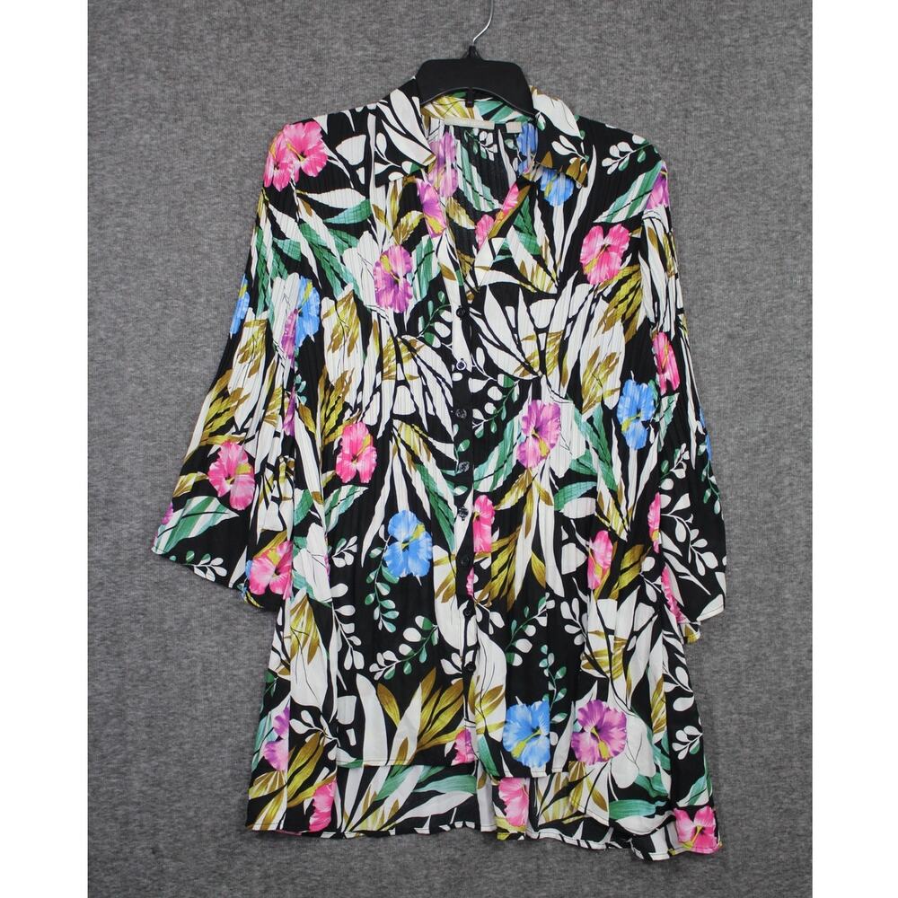 Sunny Leigh Women's 2X Bright Floral Crinkle 3/4 Bell Sleeve Button Blouse